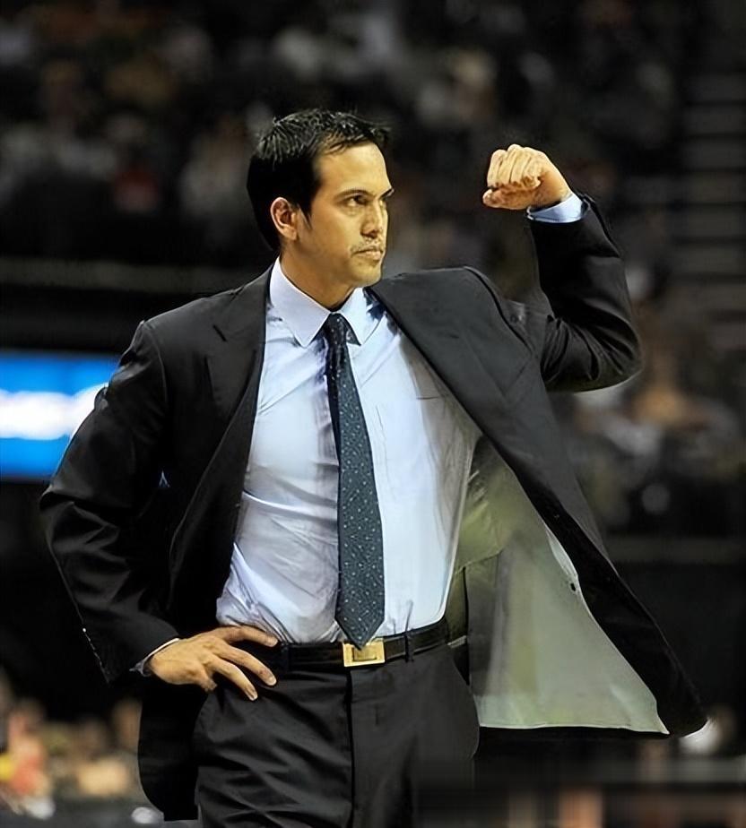 热火队教练组调整战术，球员状态大增