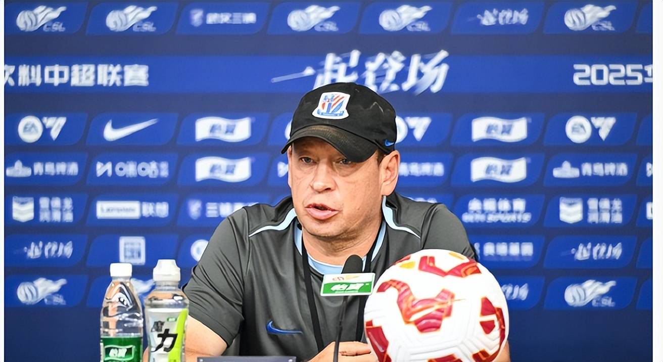 世界级教练掌控球队,战术娴熟 世界级教练掌控球队,战术娴熟