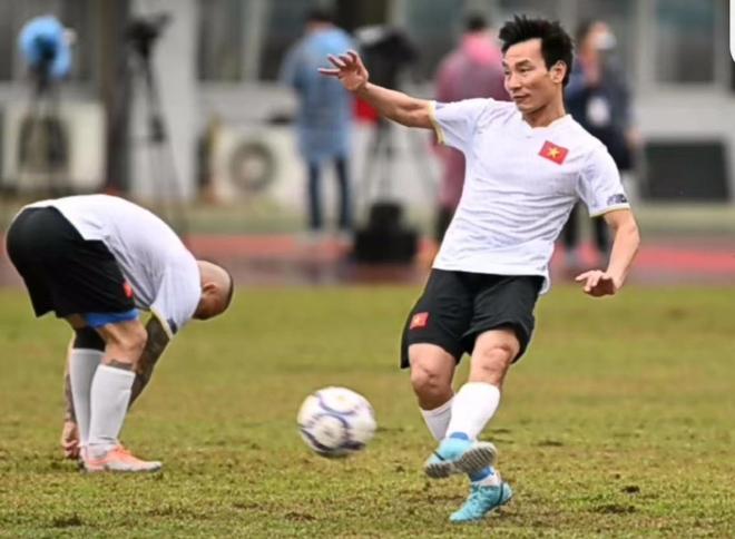 劲旅交锋:精彩瞬间,技艺高超的简单介绍 劲旅交锋:精彩瞬间,技艺高超的简单介绍