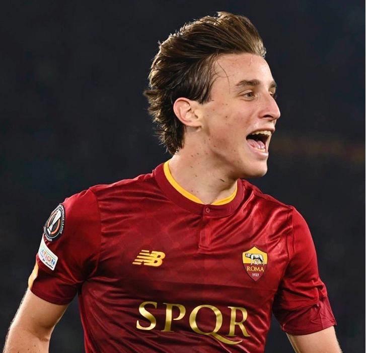 新西兰足球队一击致命,成功晋级半决赛 新西兰足球队一击致命,成功晋级半决赛