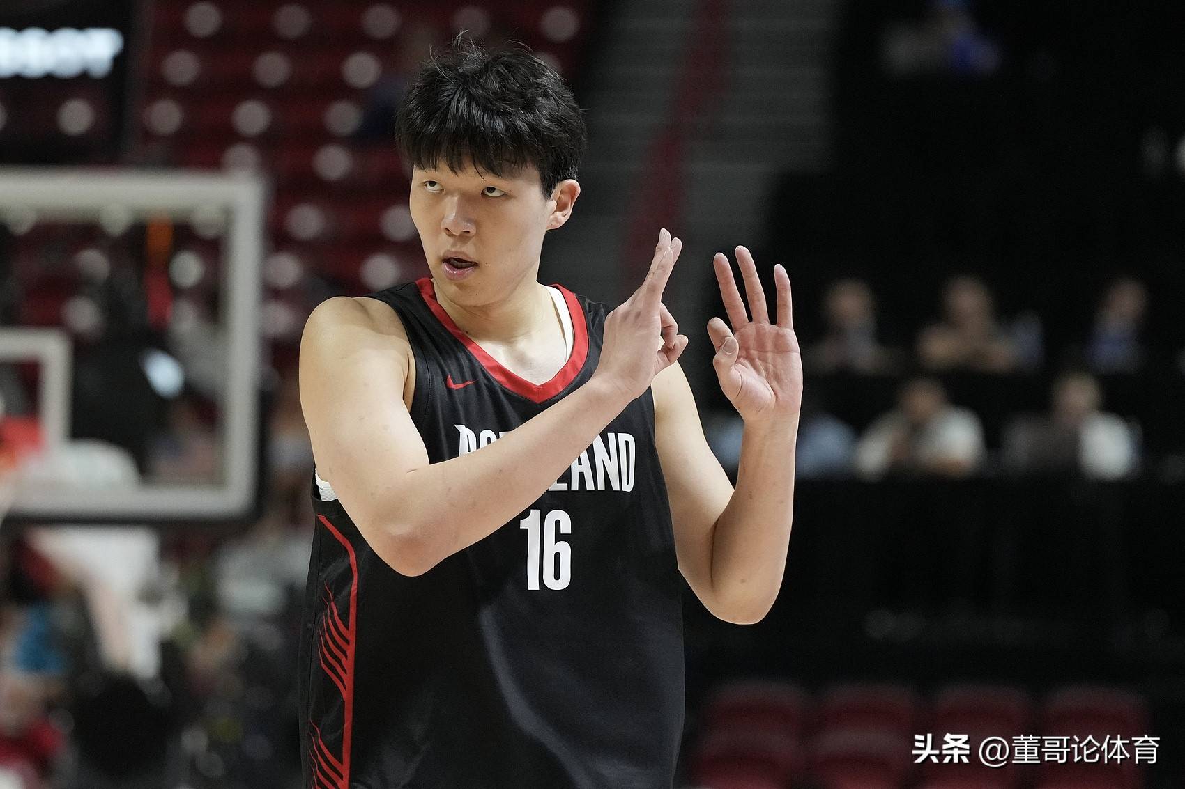 开拓者客场大胜鹈鹕,继续保持不败 开拓者客场大胜鹈鹕,继续保持不败