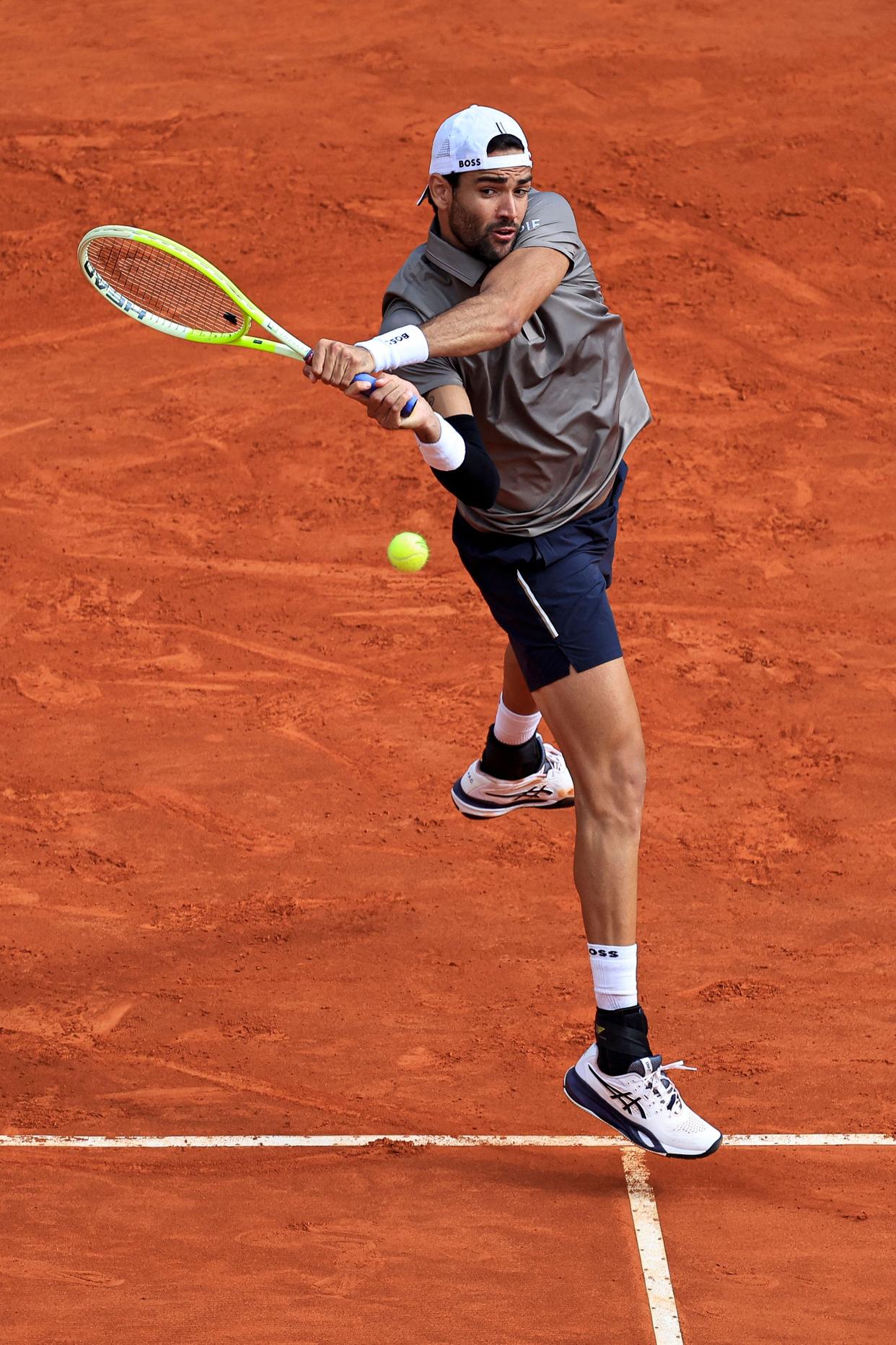 蒙特卡洛大师赛完胜戴维斯杯，兹维列夫点燃赛场的简单介绍