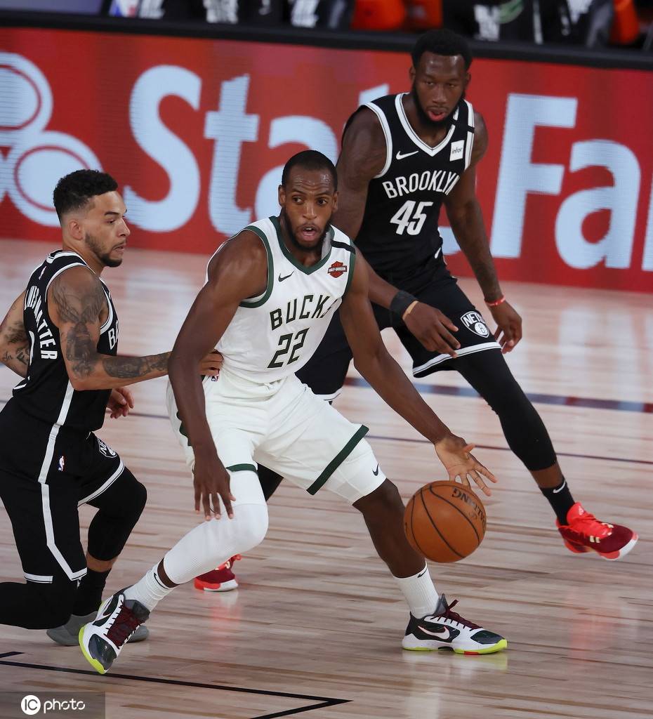 雄鹿B队轻取篮网，瓦兰丘纳斯三分雨点燃全场的简单介绍