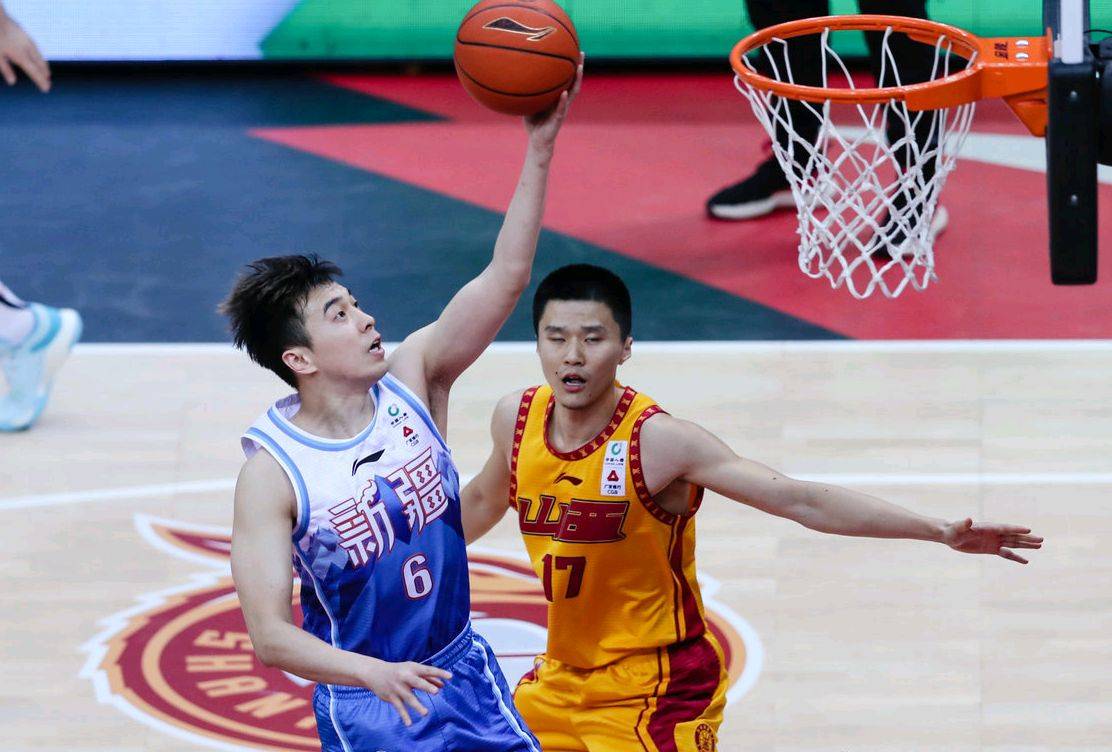 山西卫士再度压倒新疆零度队，实现两连胜