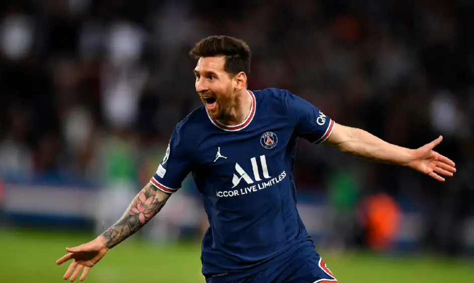 包含曼城横扫国际米兰，阿什拉夫扛起全队的词条