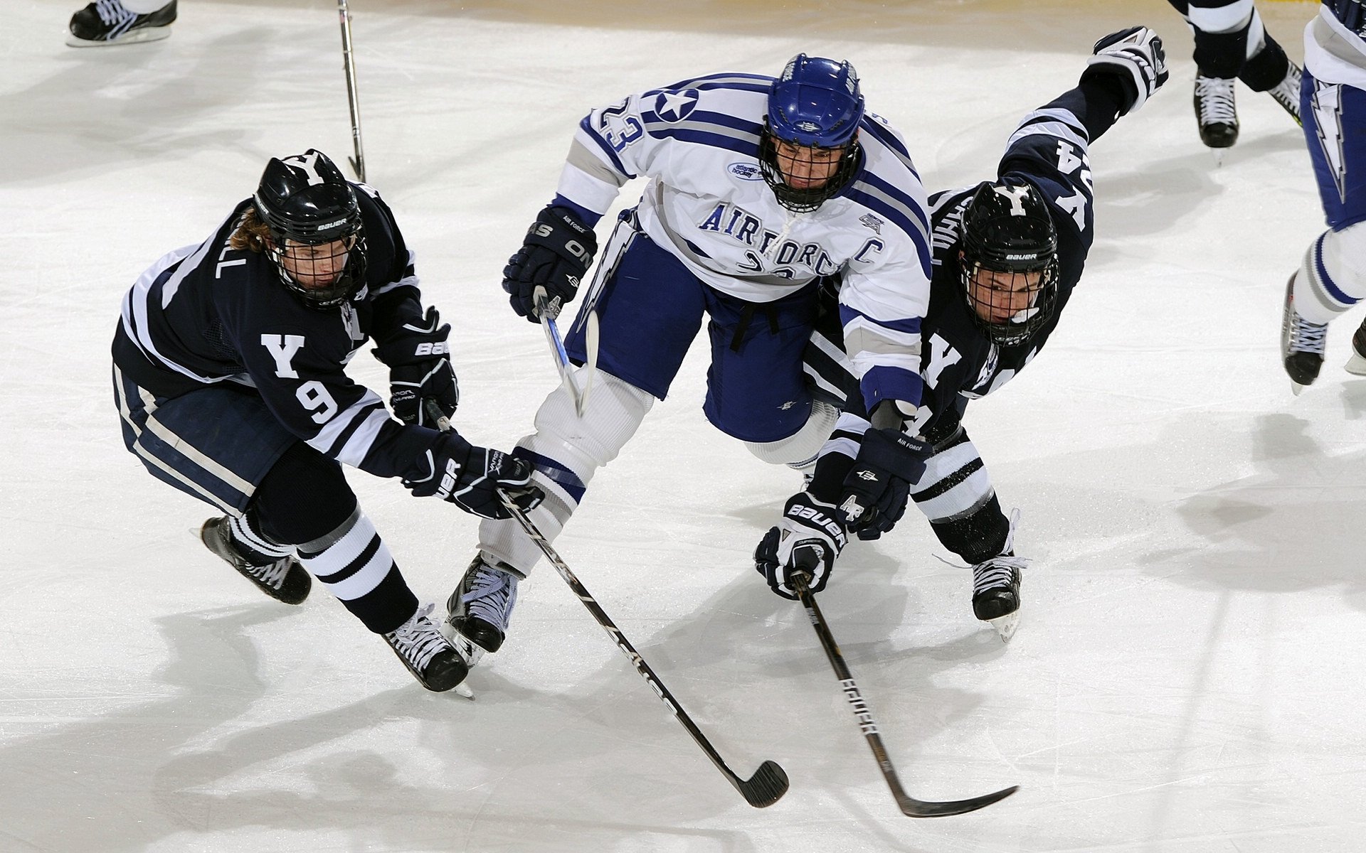 东决关键战之夜，弗拉霍维奇完成自我救赎