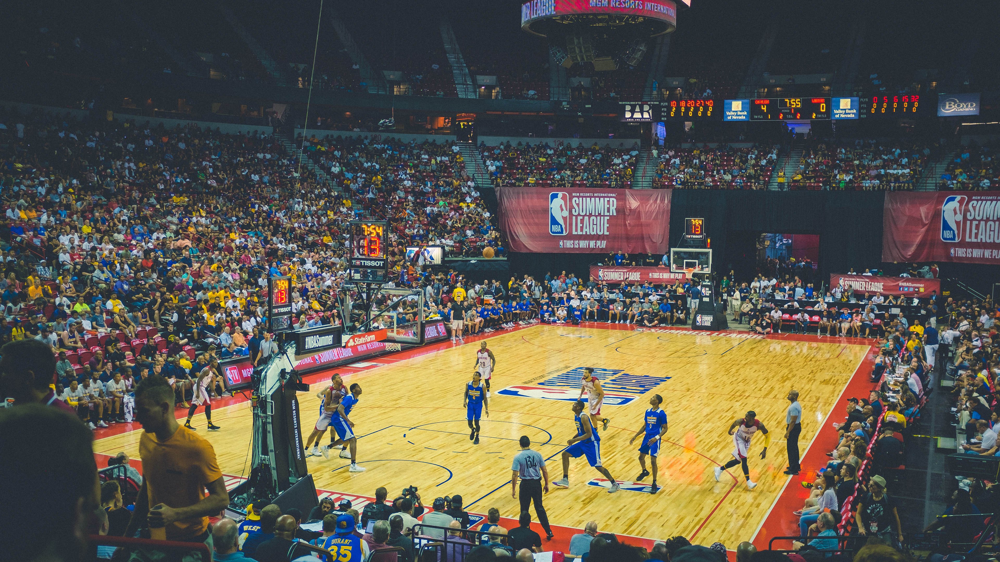 新疆队封锁太阳，小贾伦压制级发挥