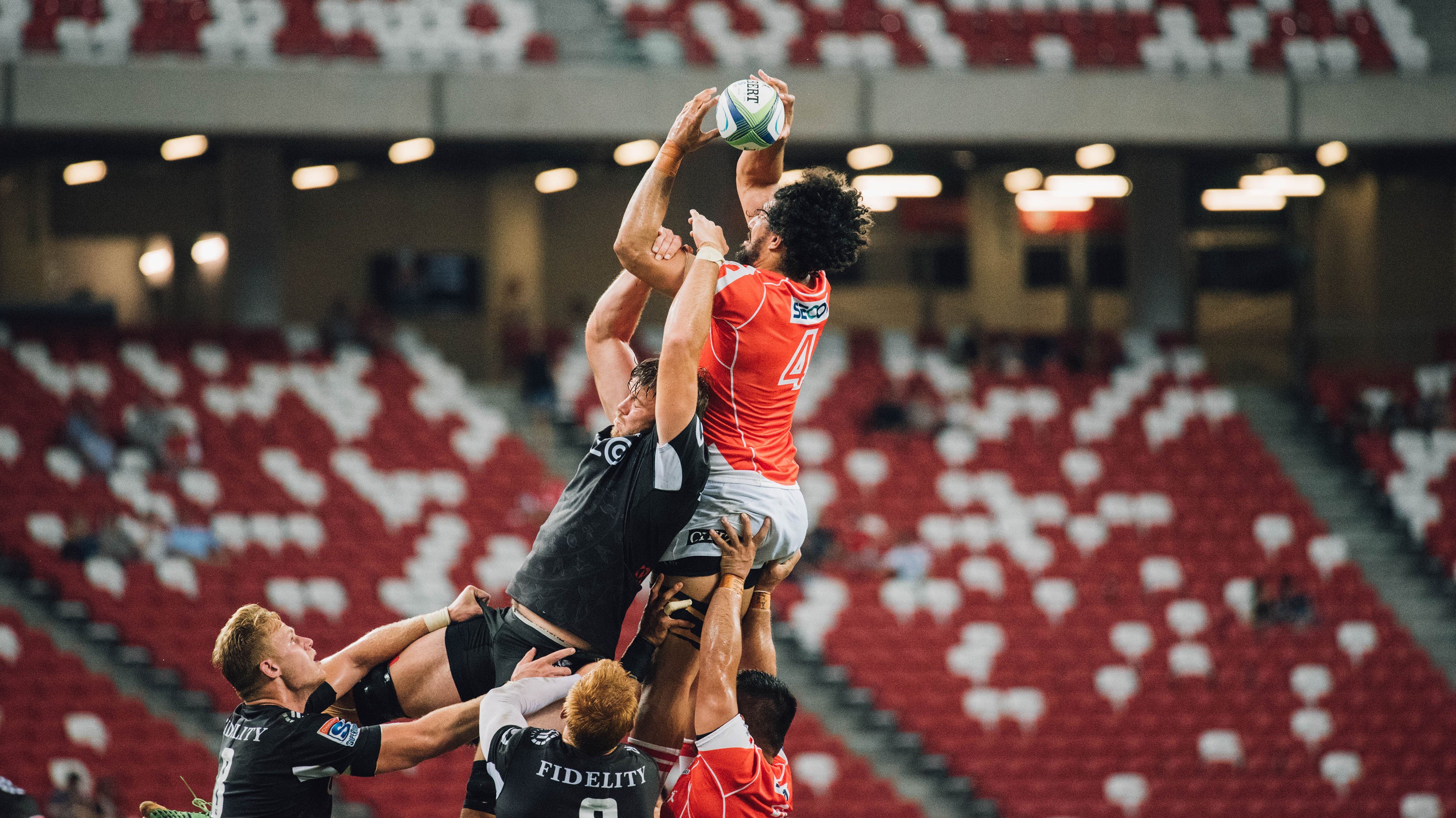 巴斯托尼爆发点燃战局,塞维利亚末节风暴带走新西兰